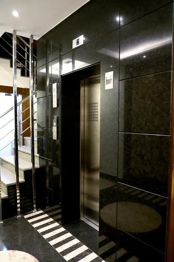 **  Hotel Golden Crown Varanasi India