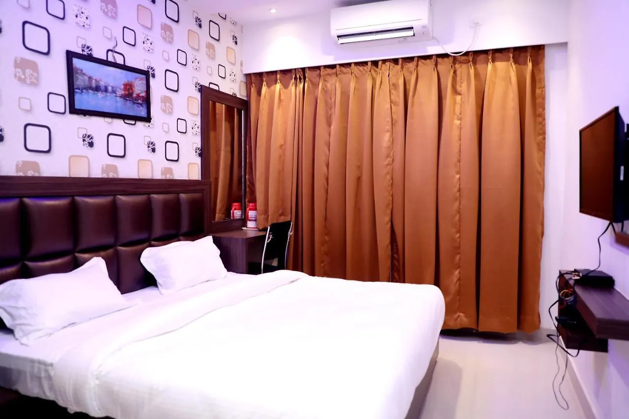 Hotel Golden Crown Varanasi