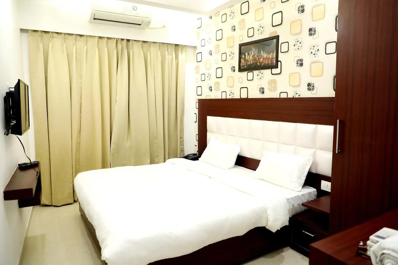Hotel Golden Crown Varanasi