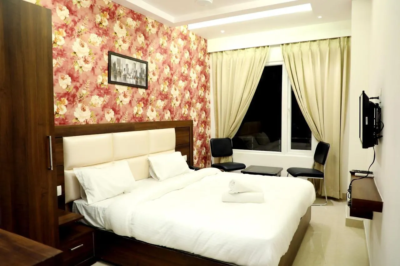 **  Hotel Golden Crown Varanasi India
